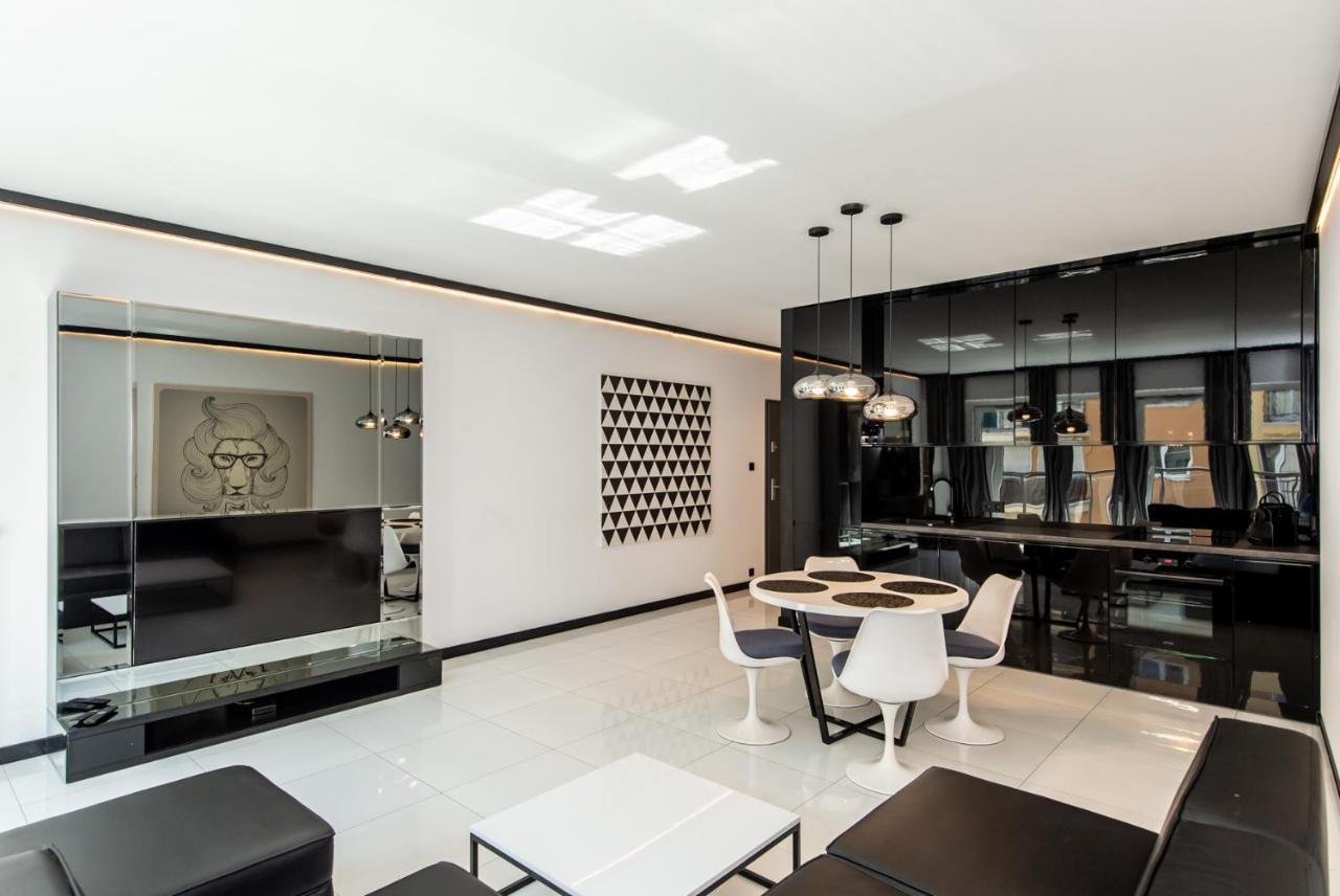 Super-Apartamenty Presidential Suite Poznan Exterior photo
