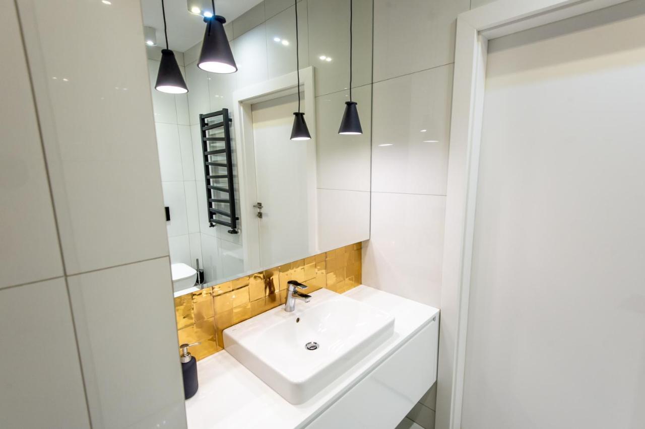 Super-Apartamenty Presidential Suite Poznan Exterior photo